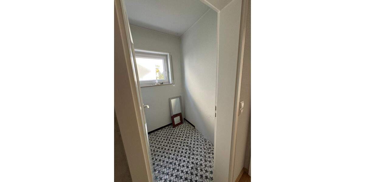 Gewerbeobjekt Waghäusel Kirrlach - 3 Zimmer, 107 m&sup2;, 1.120&euro; | Angebot:23842071