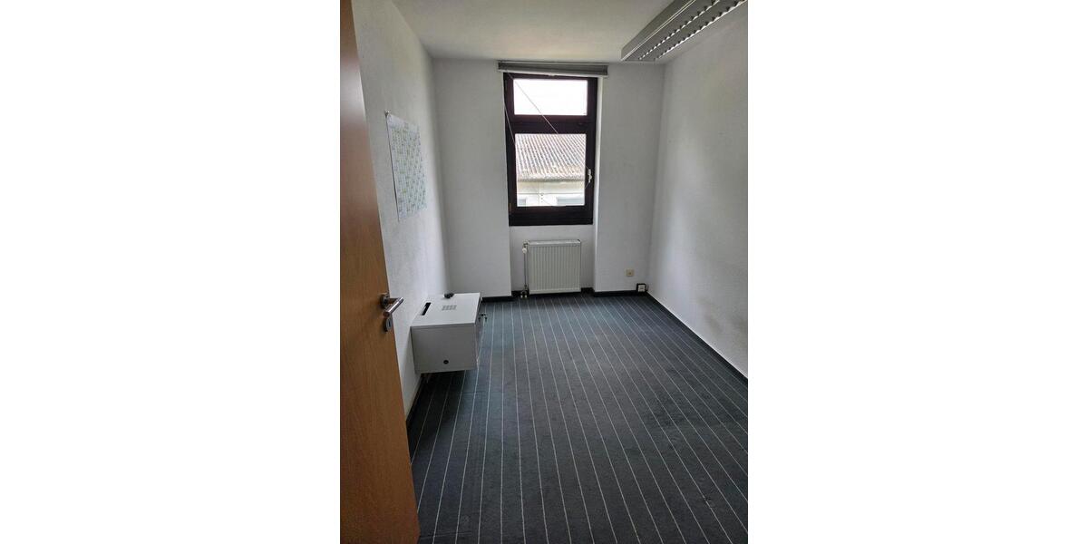 Gewerbeobjekt Schwetzingen - 1.300&euro; | Angebot:26649824