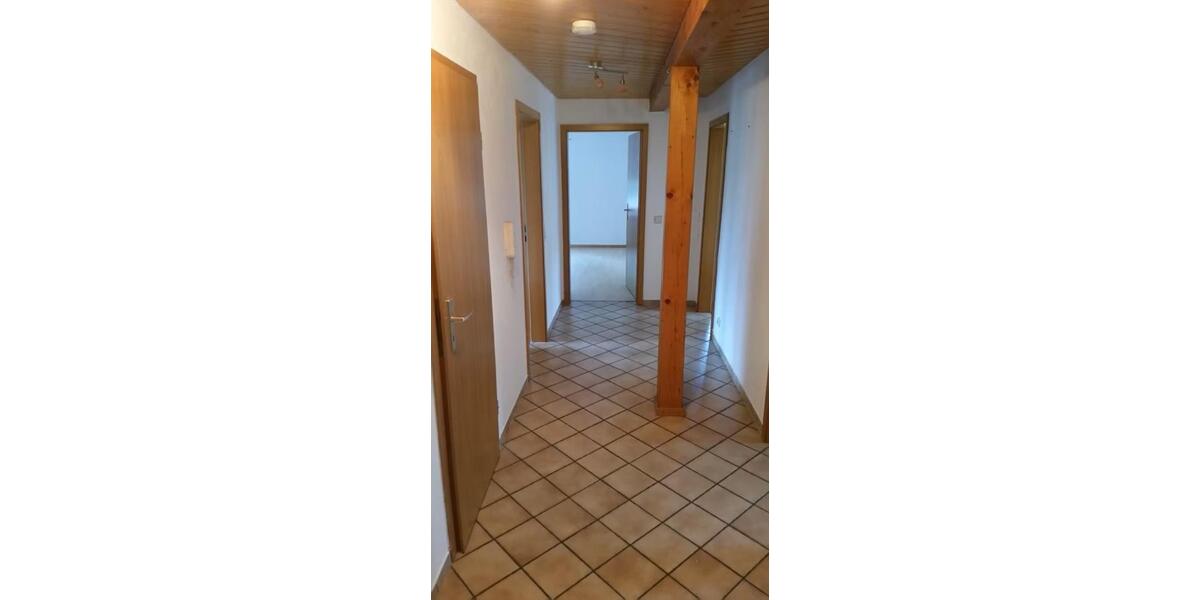 Erdgeschoßwohnung Albbruck - 4 Zimmer, 92 m&sup2;, 900&euro; | Angebot:25713680