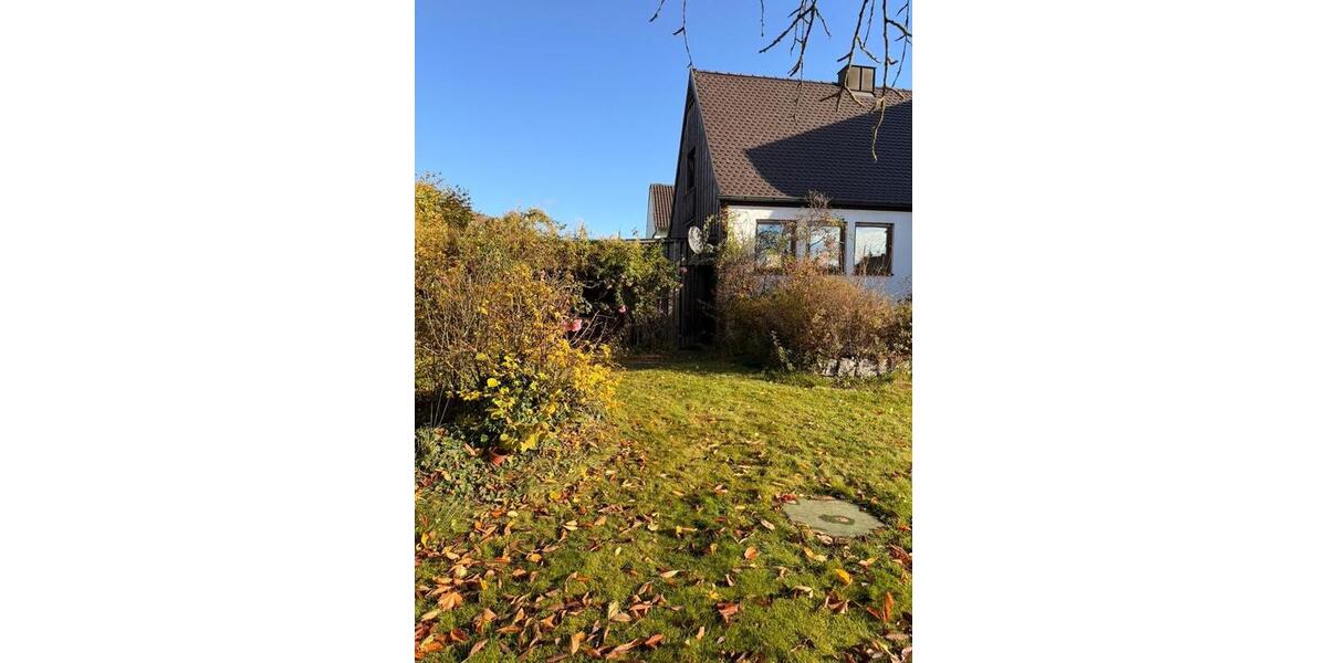 Großes Einfamilienhaus in Schwarzenfeld mit Garten zu vermieten 8 zimmer