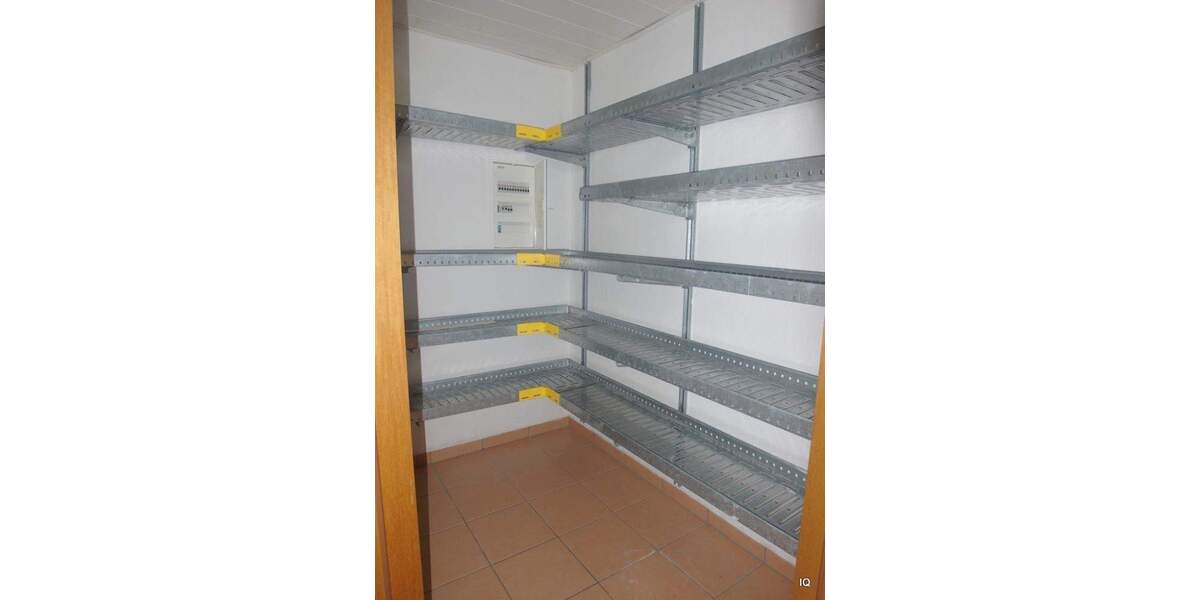 Ruhige 3-Zimmer-Wohnung mit Terrasse, separater Küche und Laminatboden am Rande von Königsbrück 3 zimmer