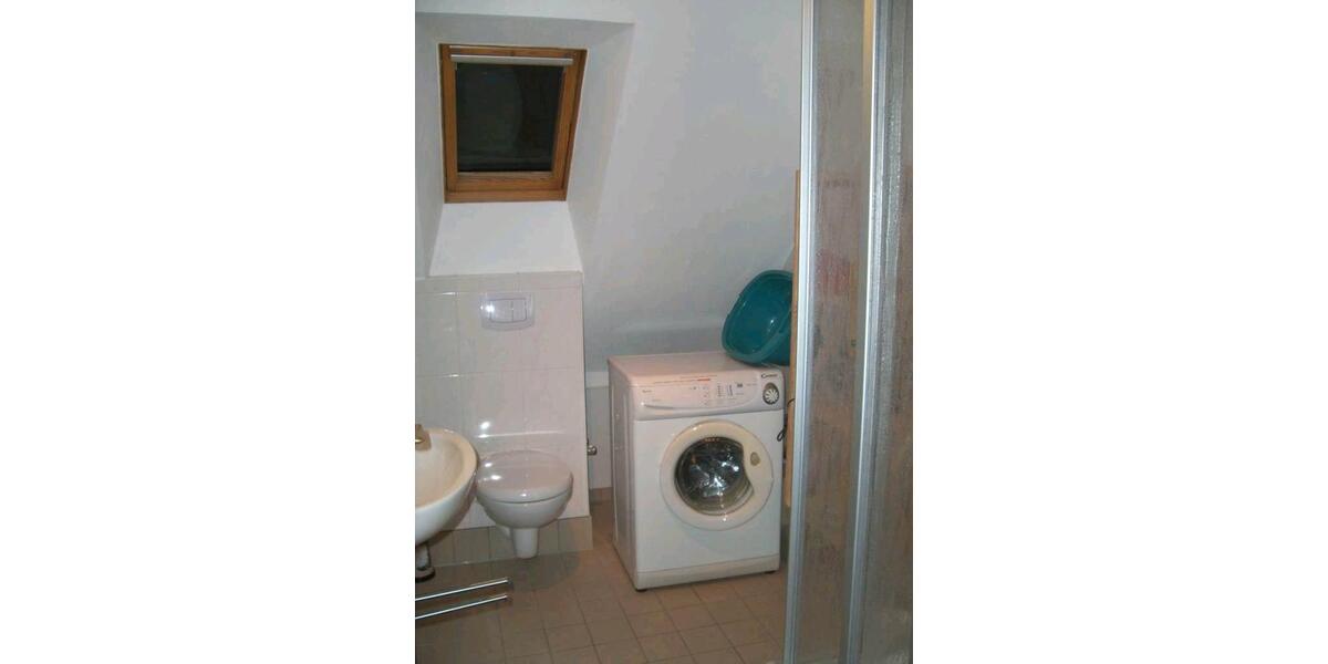 möbliertes ZimmerWohnung voll ausgestattet mit Schreibtisch 1 zimmer