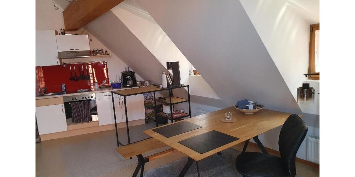 Dachgeschoßwohnung Amberg - 2 Zimmer, 60 m&sup2;, 670&euro; | Angebot:26176809