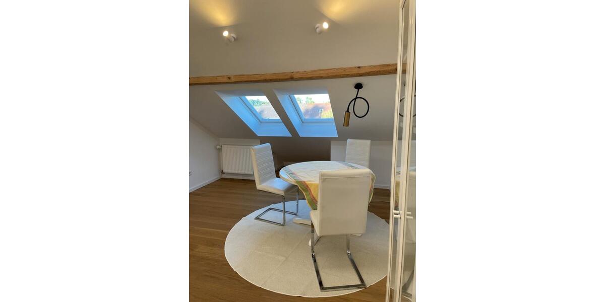 Dachgeschoßwohnung Karlsruhe Knielingen - 2.5 Zimmer, 55 m&sup2;, 1.200&euro; | Angebot:26619542