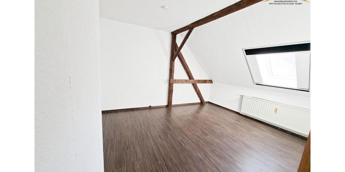 Dachgeschoßwohnung Eisleben (Lutherstadt) - 2 Zimmer, 69 m&sup2;, 430&euro; | Angebot:26177818