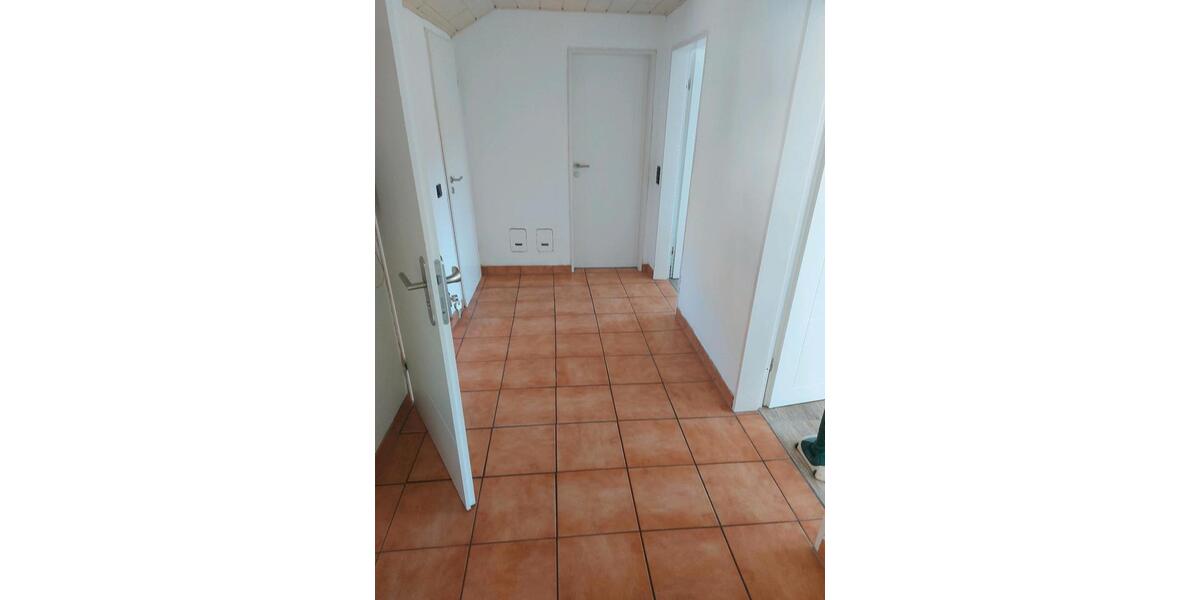 Dachgeschoßwohnung Bad Hönningen - 2 Zimmer, 60 m&sup2;, 800&euro; | Angebot:26032352