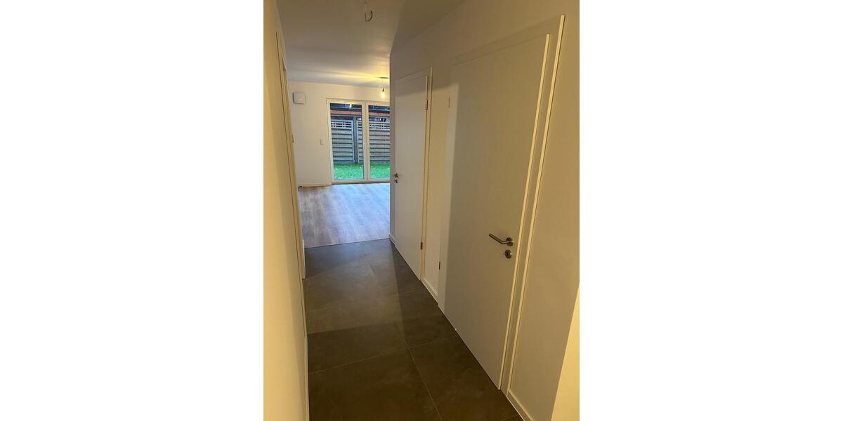 Erdgeschoßwohnung Schortens - 3 Zimmer, 95 m&sup2;, 1.200&euro; | Angebot:24699523