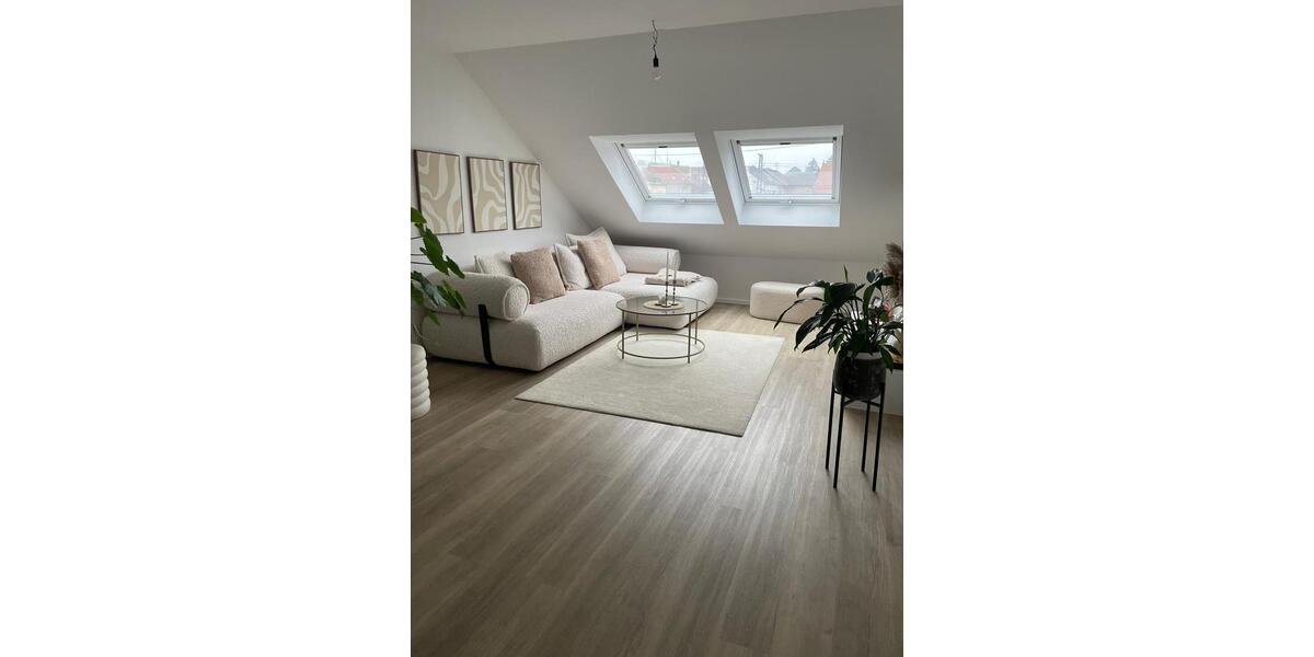 Dachgeschoßwohnung Beckingen - 2 Zimmer, 45 m&sup2;, 562&euro; | Angebot:26134189