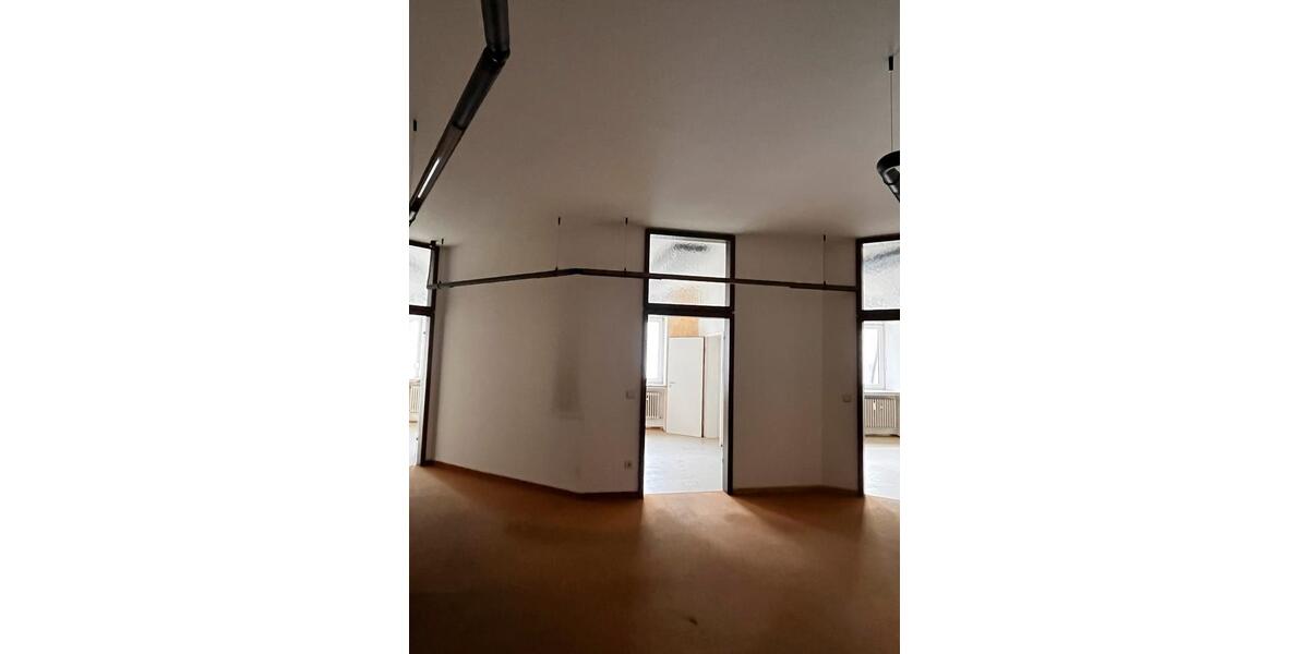 Gewerbeobjekt Hof Altstadt - 700&euro; | Angebot:24871932