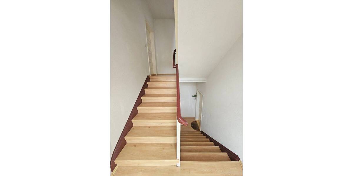 Etagenwohnung Altenburg Südost - 2 Zimmer, 50 m&sup2;, 305&euro; | Angebot:26786953