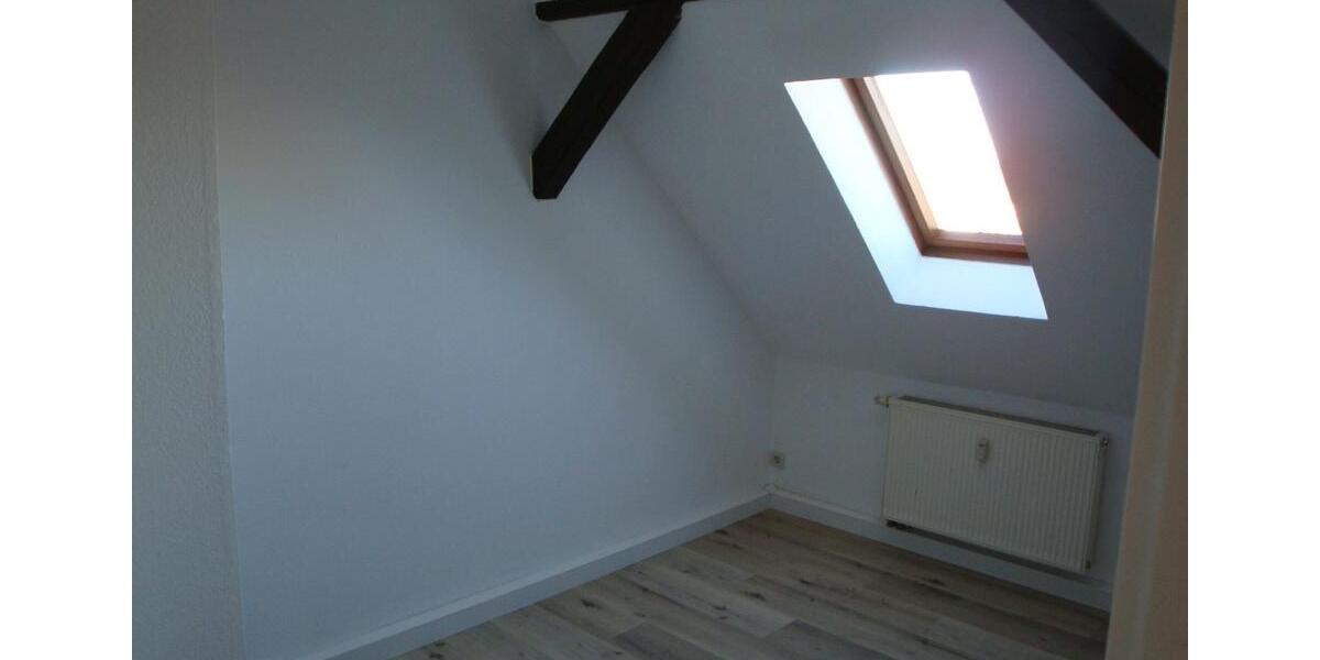 Dachgeschoßwohnung Bautzen - 3 Zimmer, 67 m&sup2;, 445&euro; | Angebot:25993060