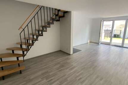 Haus zum Mieten in Rodgau 1.900 € 143.5 m² 5 zimmer