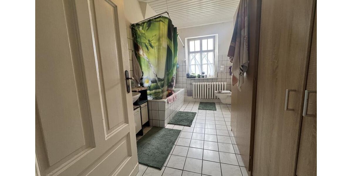 Etagenwohnung Plettenberg - 4 Zimmer, 130 m&sup2;, 500&euro; | Angebot:26364632