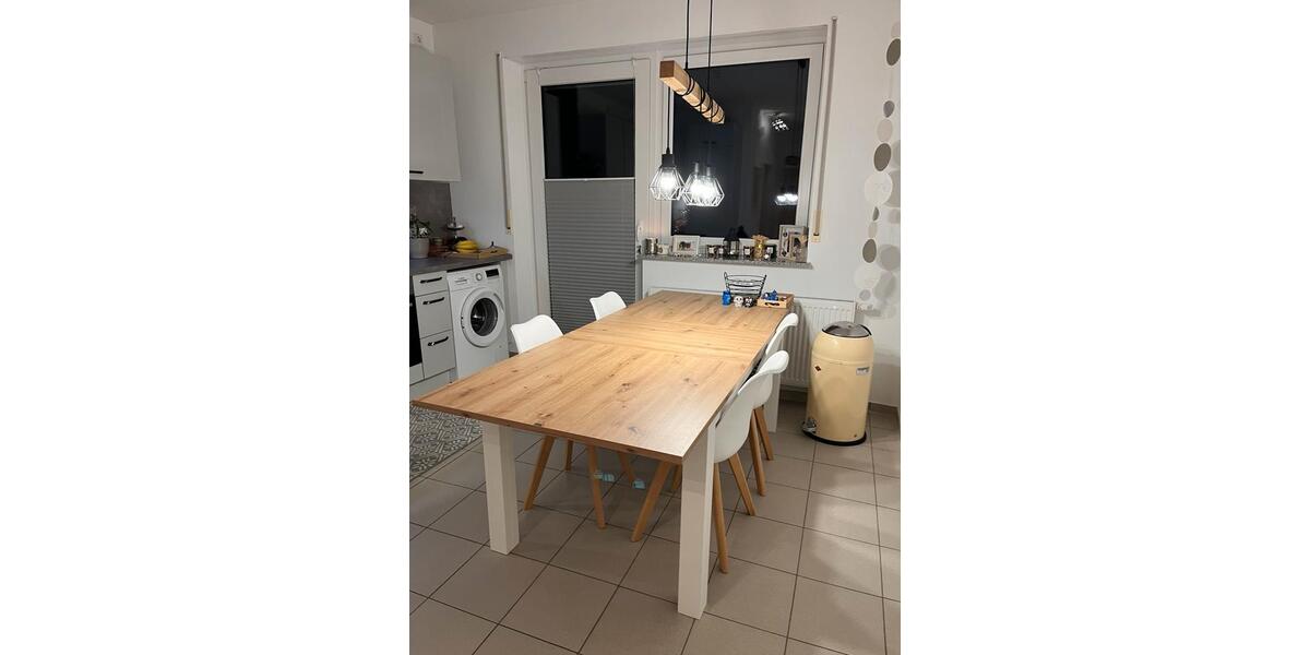 1-Zimmer-Maisonette mit Balkon & Stellplatz – Bornheim-Waldorf 1 zimmer