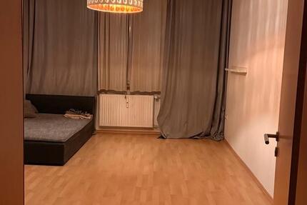 Wohnen auf Zeit Augsburg Innenstadt - 20 Zimmer, 93 m&sup2;, 750&euro; | Angebot:25205057