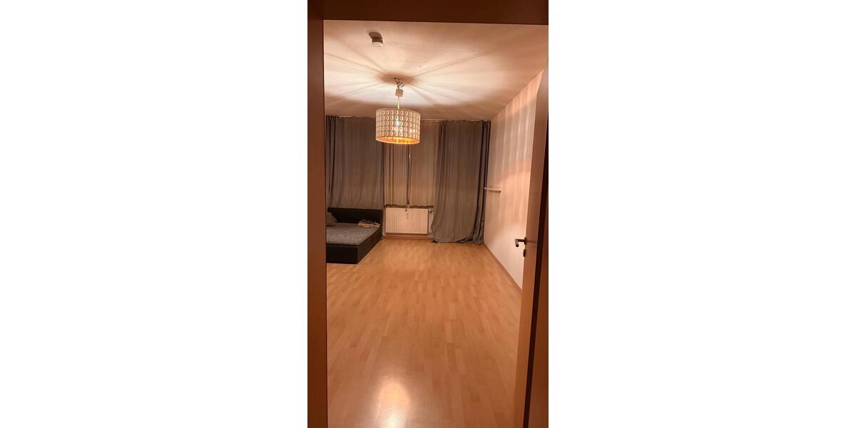 Wohnen auf Zeit Augsburg Innenstadt - 20 Zimmer, 93 m&sup2;, 750&euro; | Angebot:25205057