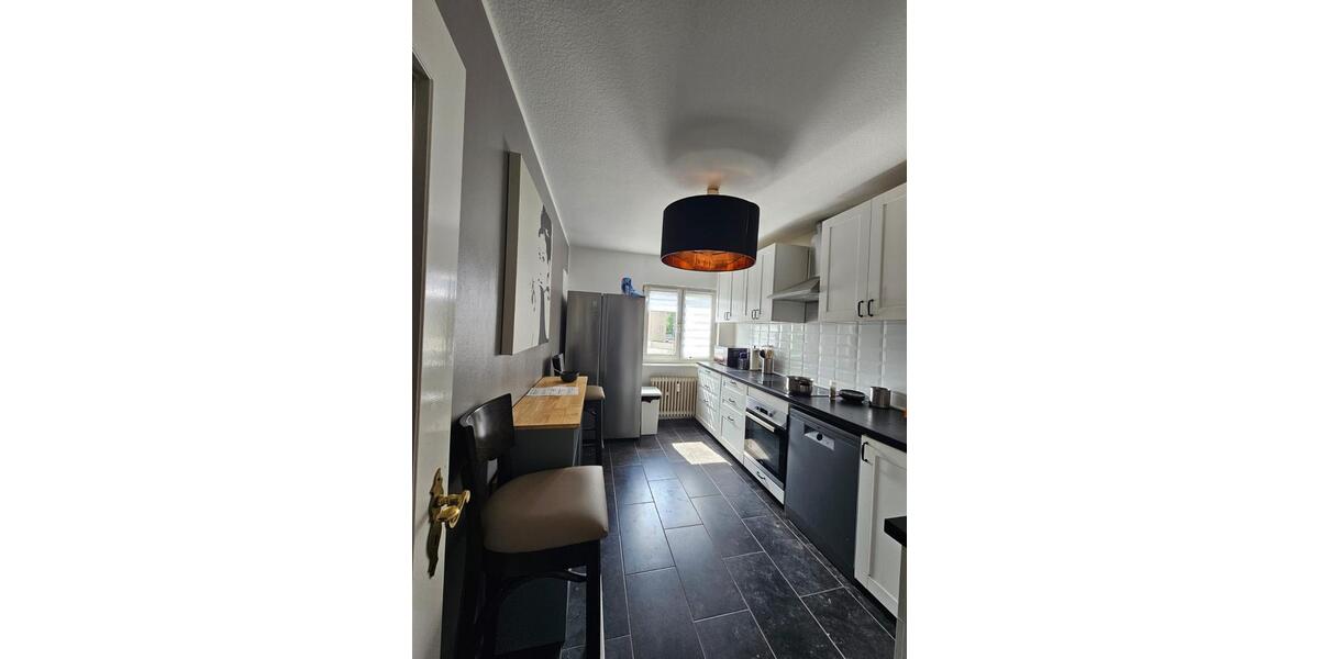 Wohnen auf Zeit Düsseldorf Stadtbezirk 9 - 5 Zimmer, 25 m&sup2;, 600&euro; | Angebot:24617606