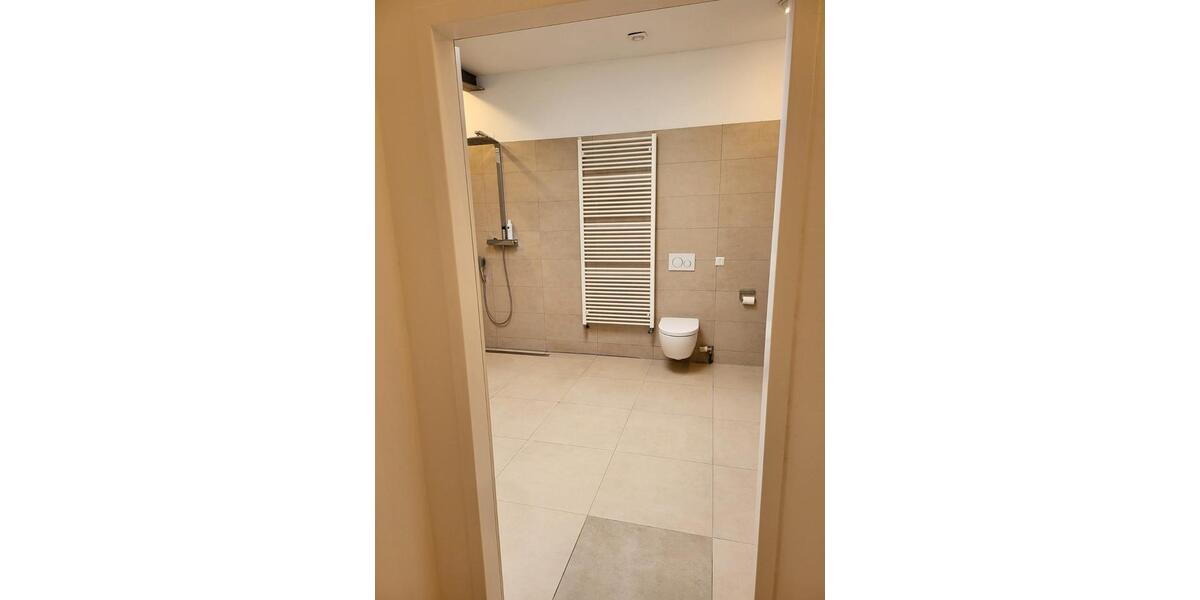 Dachgeschoßwohnung Berlin Steglitz-Zehlendorf - 4 Zimmer, 136 m&sup2;, 2.980&euro; | Angebot:26298973