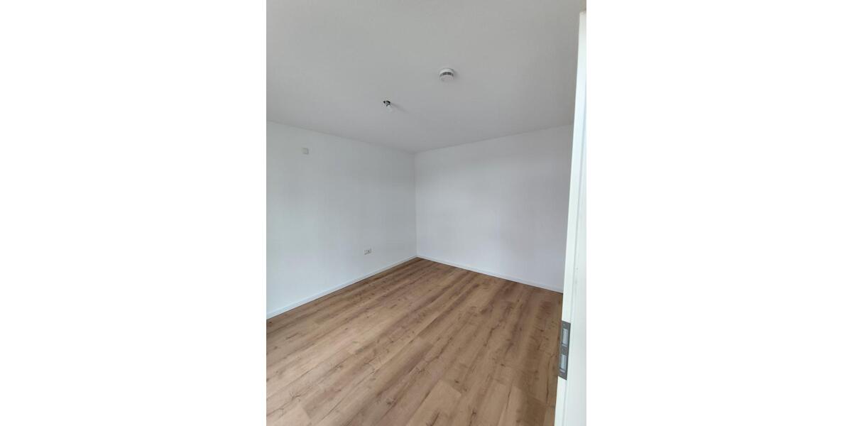 Erdgeschoßwohnung Kaufbeuren - 4 Zimmer, 120 m&sup2;, 1.225&euro; | Angebot:26646640