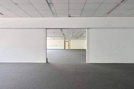 Lagerhalle im Norden + Büro im 1. OG - 247 Zugang, Parkplätze vorhanden zimmer