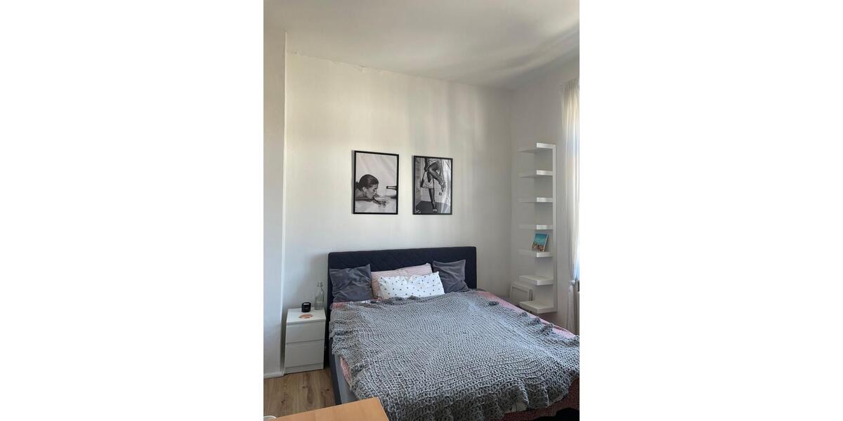 möbeliertes Zimmer 15qm in 2er WG zur Zwischenmiete - Quadrate 3 zimmer