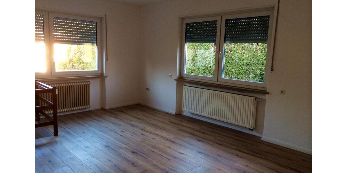 Erdgeschoßwohnung Kaufbeuren - 4 Zimmer, 120 m&sup2;, 1.225&euro; | Angebot:26646640