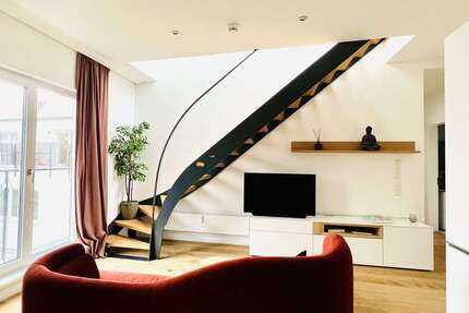 Wohnung Berlin Charlottenburg-Wilmersdorf - 3 Zimmer, 110 m&sup2;, 2.200&euro; | Angebot:26889252