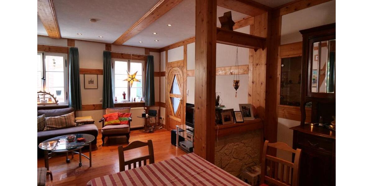 Reihenhaus Euskirchen - 3 Zimmer, 93 m&sup2;, 1.200&euro; | Angebot:26610640