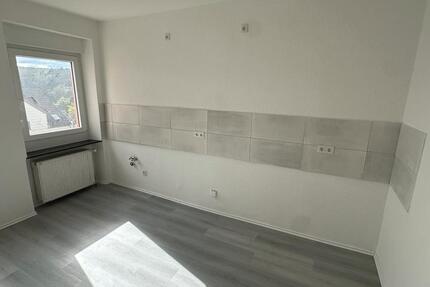 Helle 4ZKB mit Balkon und Garten 4 zimmer