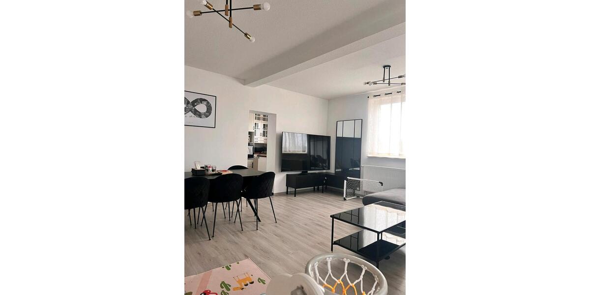 Etagenwohnung Steinau an der Straße - 3 Zimmer, 87 m&sup2;, 700&euro; | Angebot:26429887