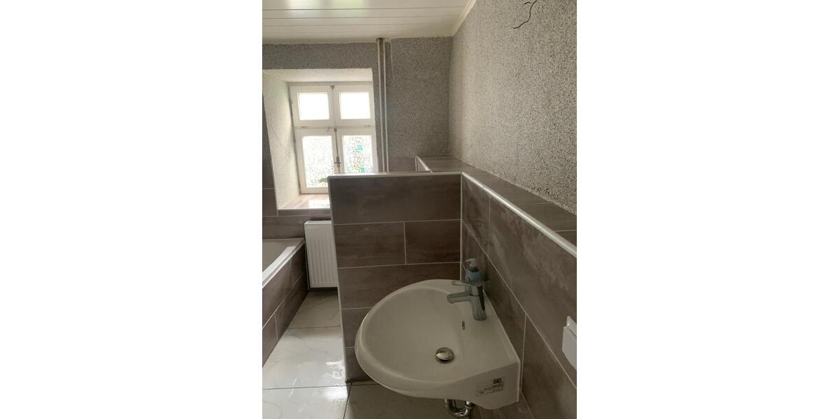 Erdgeschoßwohnung Korbach - 3 Zimmer, 77 m&sup2;, 650&euro; | Angebot:24946521