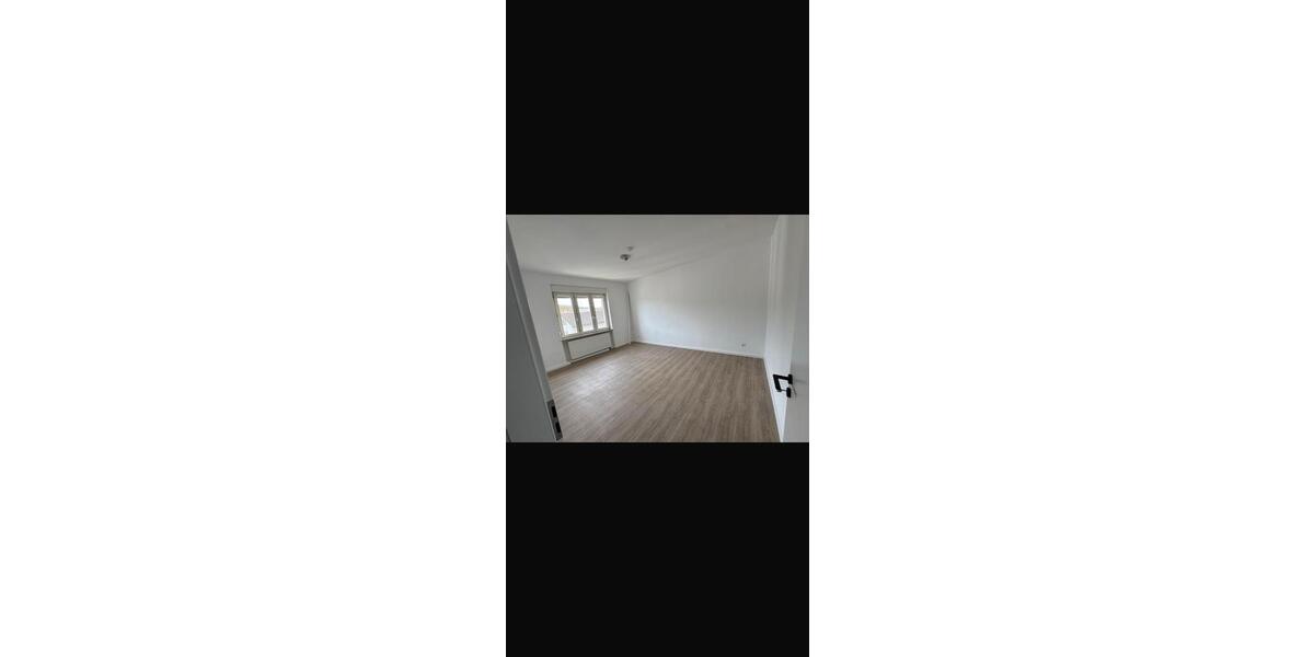 Etagenwohnung Pforzheim Weststadt - 4 Zimmer, 100 m&sup2;, 1.050&euro; | Angebot:26049577