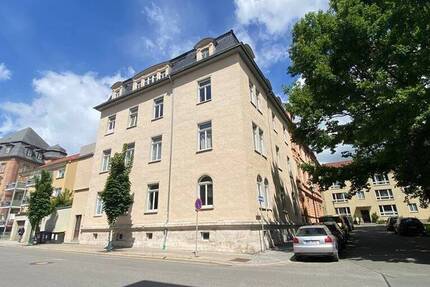 Weimar* Nordvorstadt* großzügige 3 Zimmer-Whg* Tageslichtbad* G-WC* EBK abkaufbar