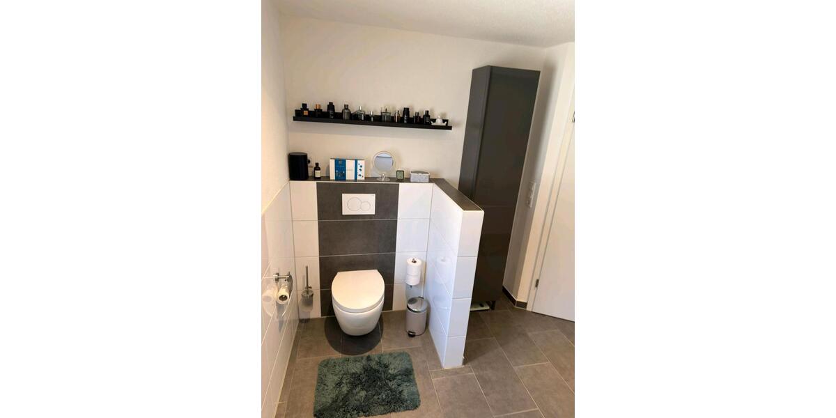 Etagenwohnung Kleinwallstadt - 2.5 Zimmer, 130 m&sup2;, 1.040&euro; | Angebot:25812654