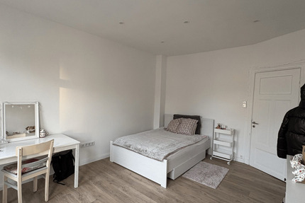 Schönes Zimmer in 3er Mädels WG frei! Flensburg, Nordstadt 1 zimmer