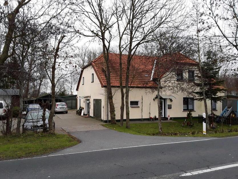 Abbehausen: Schöne 3 ZimmerWohnkücheBad Wohnung