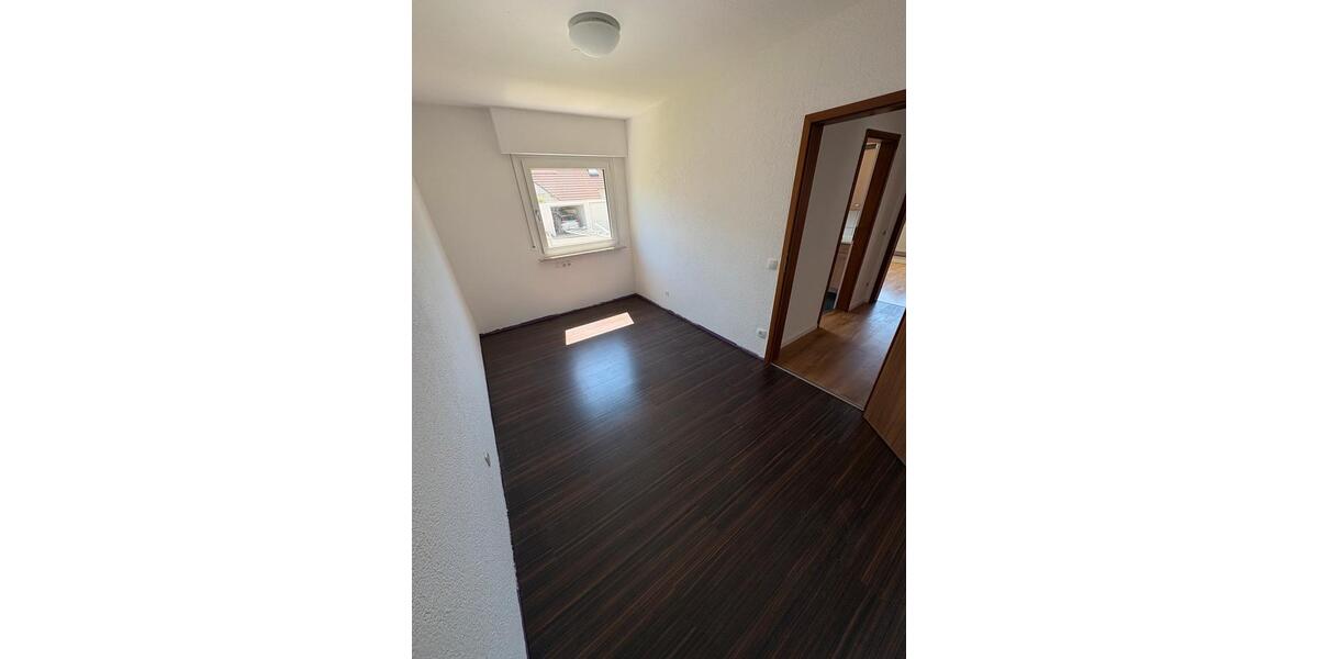 Erdgeschoßwohnung Spaichingen - 3.5 Zimmer, 90 m&sup2;, 1.150&euro; | Angebot:26691634
