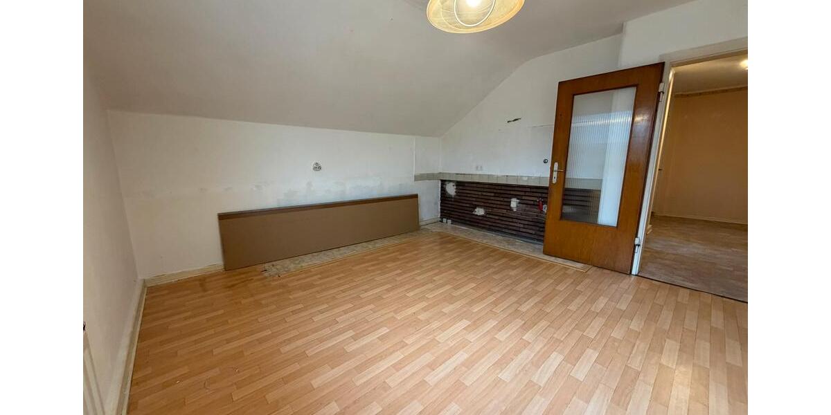 Dachgeschoßwohnung Duisburg Walsum - 1 Zimmer, 58 m&sup2;, 630&euro; | Angebot:26091586