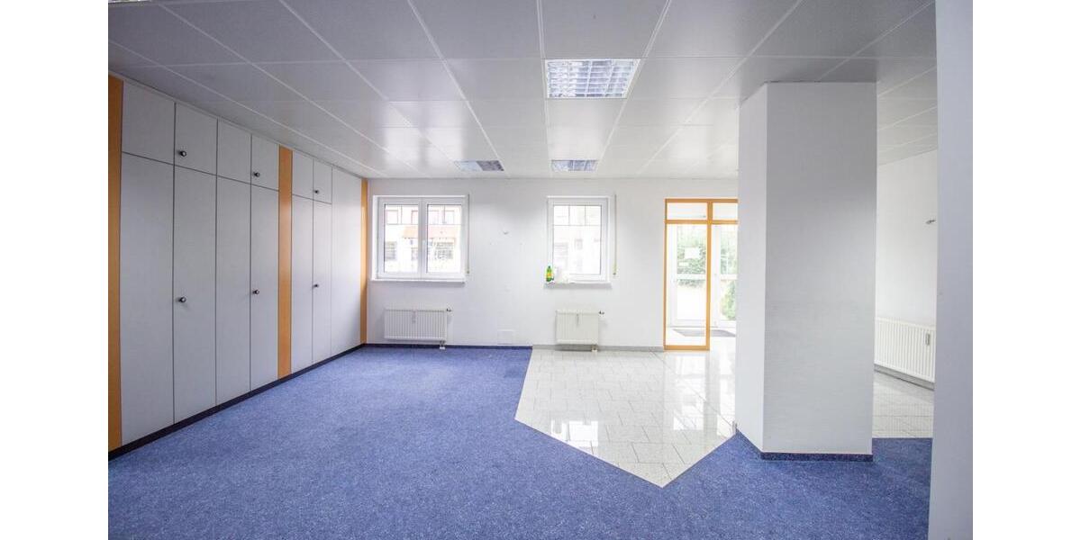 Büro-, oder-Praxisräume 143M² zentral in Ostrach zimmer