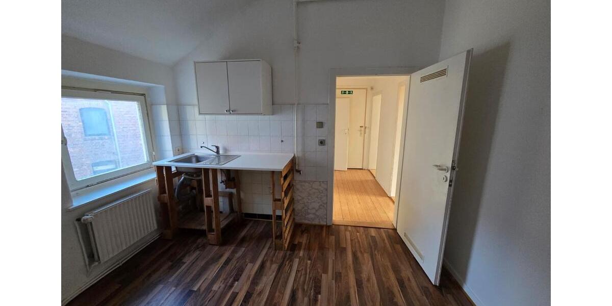 Dachgeschoßwohnung Hannover Linden-Limmer - 2 Zimmer, 48 m&sup2;, 700&euro; | Angebot:25368313