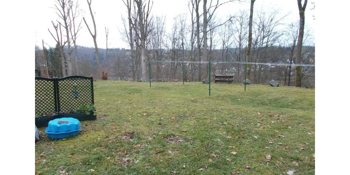 Erdgeschoßwohnung Bad Lobenstein - 4 Zimmer, 75 m&sup2;, 540&euro; | Angebot:23877124