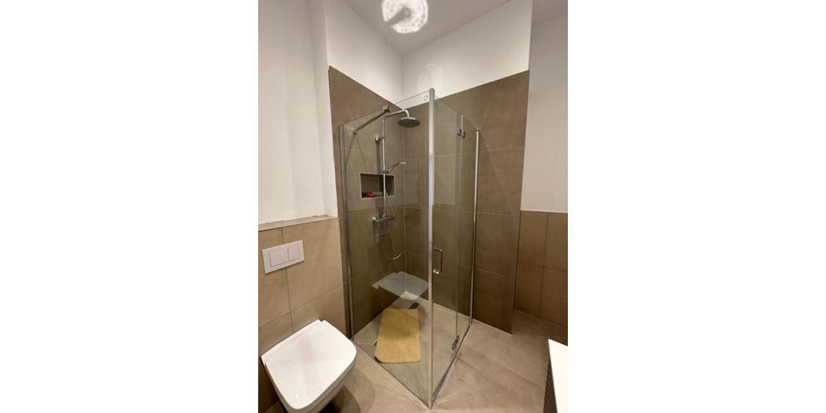 Erdgeschoßwohnung Düsseldorf Stadtbezirk 5 - 1 Zimmer, 38 m&sup2;, 690&euro; | Angebot:24490243