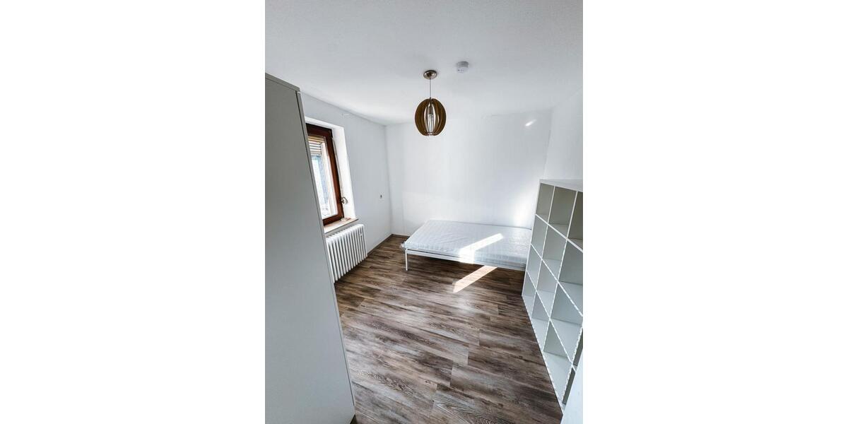 Etagenwohnung Wettenberg - 1 Zimmer, 390&euro; | Angebot:23483763