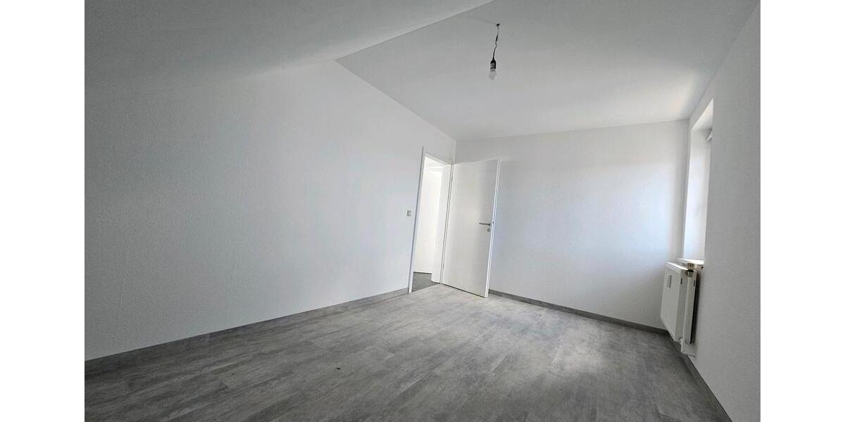 Dachgeschoßwohnung Ruschberg - 3 Zimmer, 66 m&sup2;, 545&euro; | Angebot:24770592