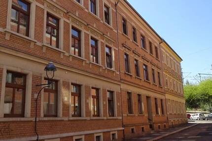 Wohnung Zwickau Bahnhofsvorstadt - 2 Zimmer, 44 m&sup2;, 260&euro; | Angebot:26597704