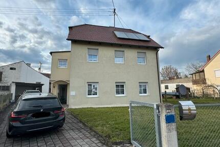 Haus Schrobenhausen - 7 Zimmer, 147 m&sup2;, 1.470&euro; | Angebot:26048188