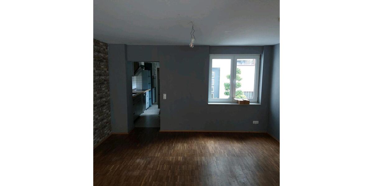 Doppelhaushälfte in Aachen-Bildchen mit Garten und Garage 3 zimmer