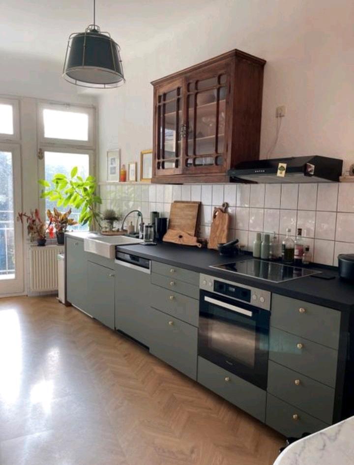 Große AltbauWohnung am Davosweg
