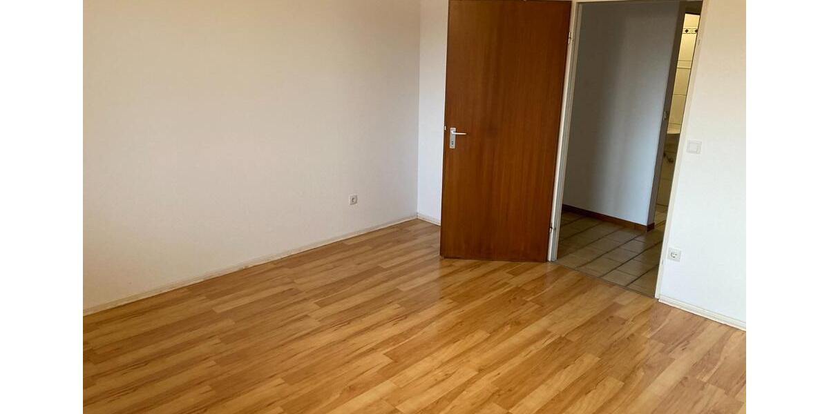 Etagenwohnung Stadthagen - 4 Zimmer, 101 m&sup2;, 820&euro; | Angebot:24244574