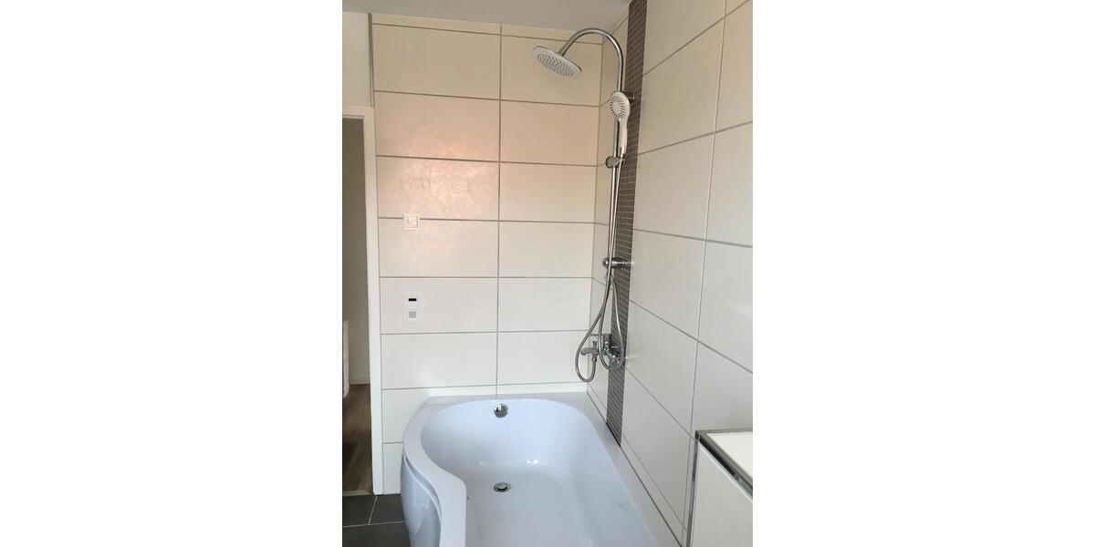 Etagenwohnung Bovenden - 3 Zimmer, 90 m&sup2;, 900&euro; | Angebot:26422308